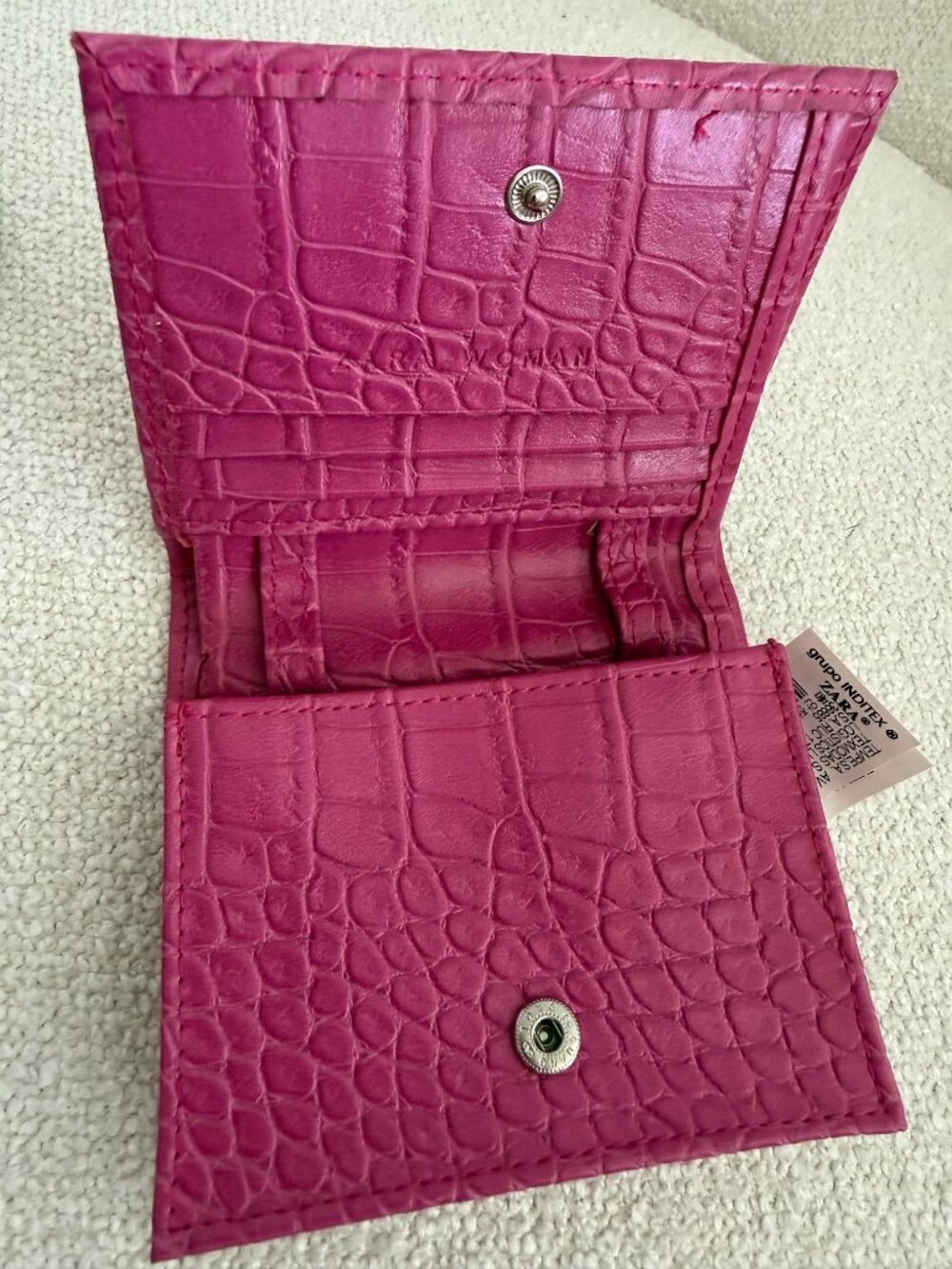 Zara croc embossed wallet, fuschia